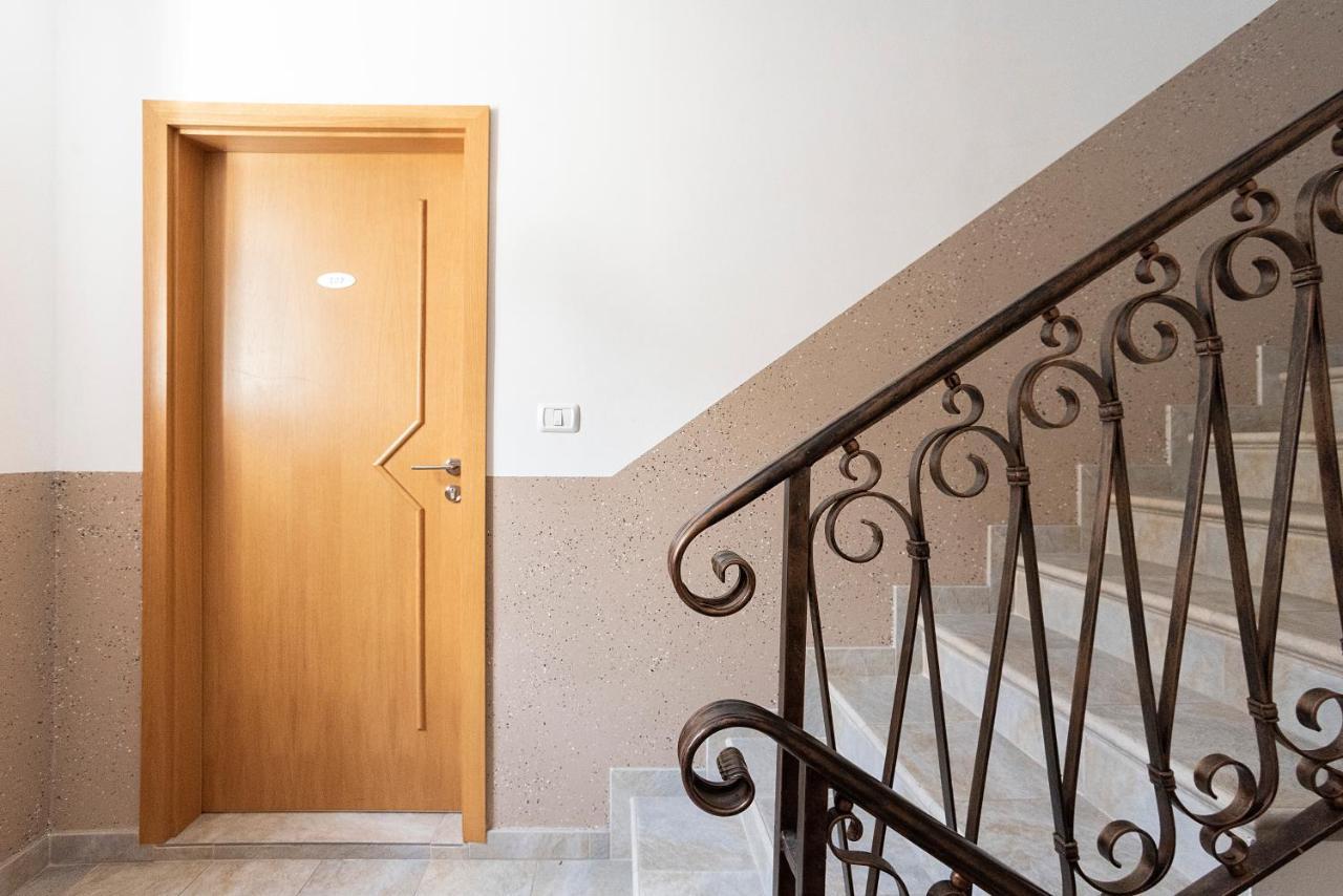 Apartments Medved In The Historic Center Capodistria Esterno foto