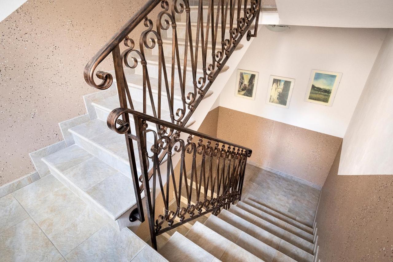 Apartments Medved In The Historic Center Capodistria Esterno foto