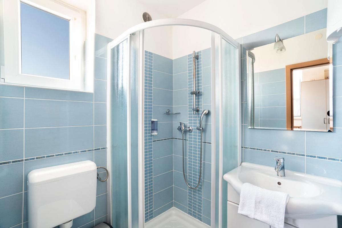 Apartments Medved In The Historic Center Capodistria Esterno foto
