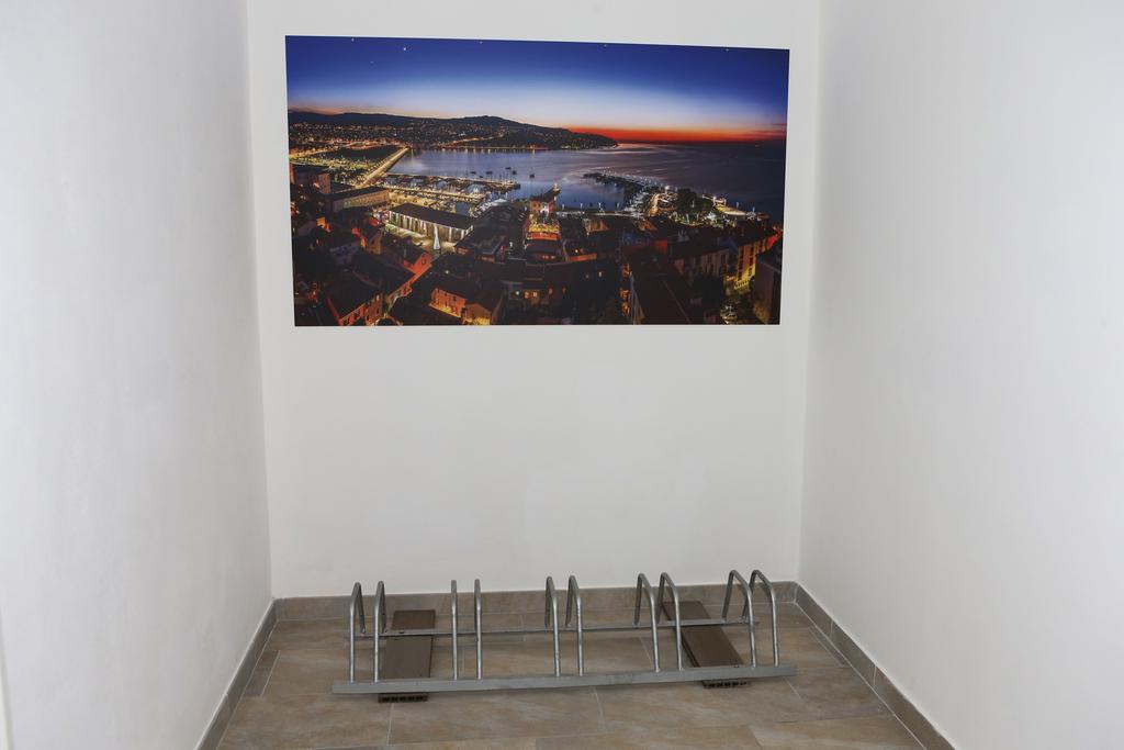 Apartments Medved In The Historic Center Capodistria Esterno foto