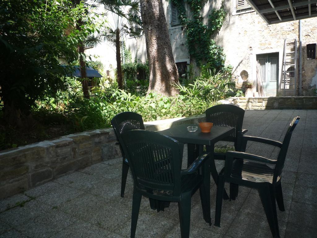 Apartments Medved In The Historic Center Capodistria Camera foto
